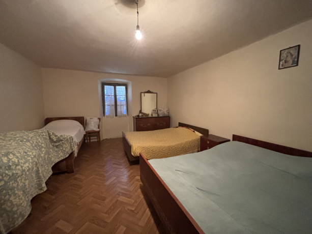 istra-novigrad-starina-u-okolici-novigrada-big-0